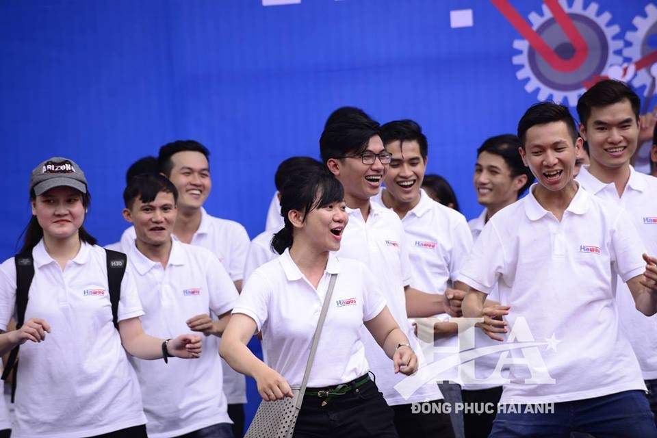 Nhu cầu ngày càng tăng cao may áo đồng phục công ty tại Tp. HCM