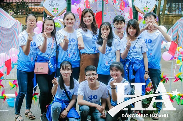 Mẫu áo nhóm đẹp mang đến hình ảnh tuyệt vời cho một tập thể