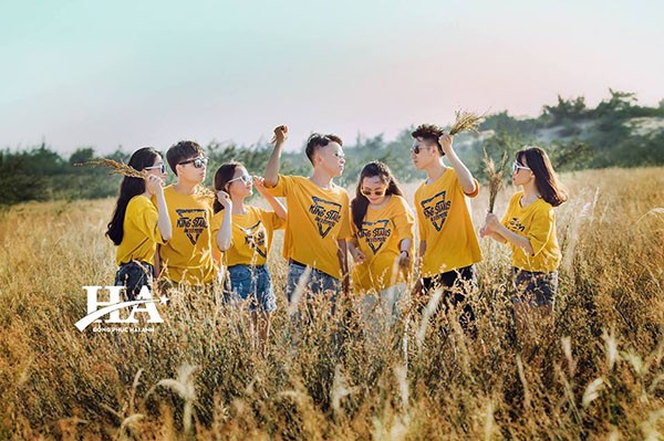 Những mẫu áo đồng phục nhóm đẹp luôn có sức hút dành đến cho từng tập thể. 