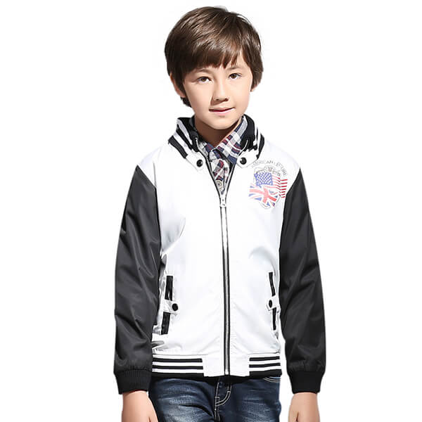 Áo Bomber là một trong những mẫu áo khoác mùa đông được ưa chuộng nhất.