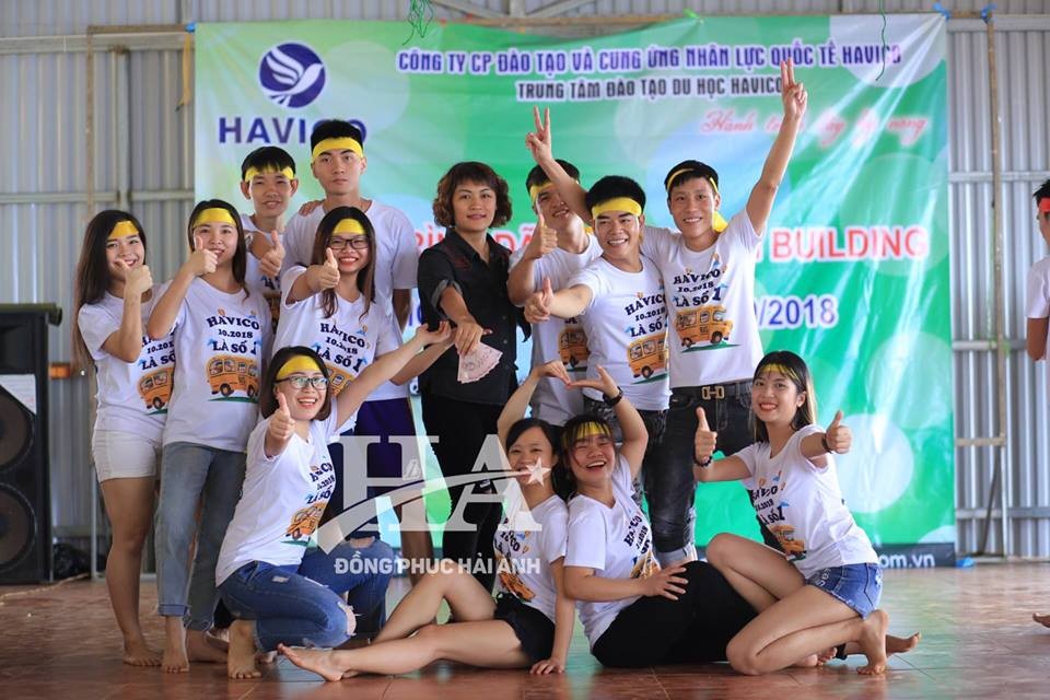 Đồng phục cho nhân viên công ty giúp nhân viên cảm thấy tự tin hơn