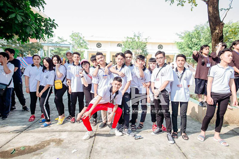 Làm áo đồng phục lớp đẹp giá rẻ ở Thái Nguyên có nhiều mẫu mã, kiểu dáng thiết kế cho các bạn chọn lựa.