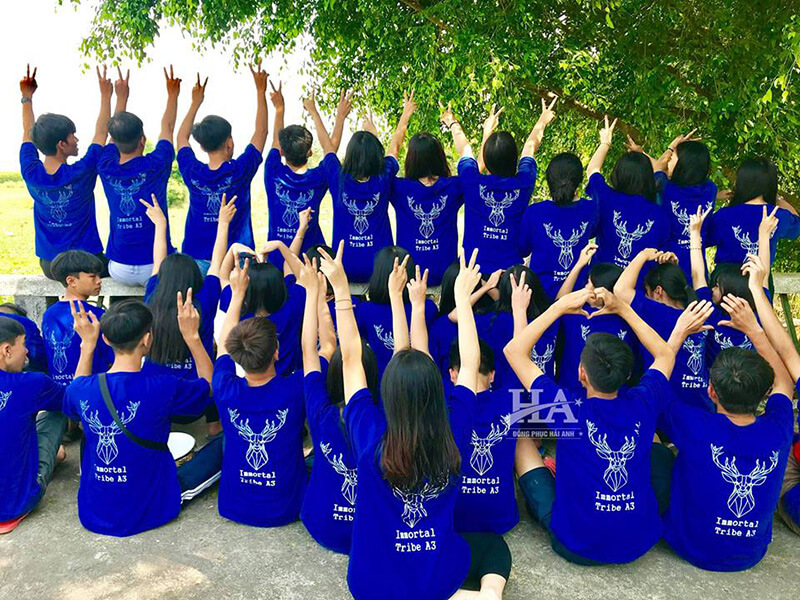 Làm áo lớp đẹp ở Hải Dương đang nhận được sự quan tâm của các bạn học sinh.