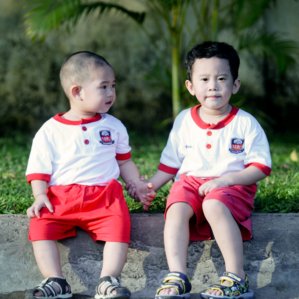 Đồng Phục Mẫu Giáo Vàng Anh