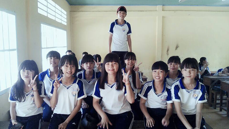 Những mẫu đồng phục thể dục mang lại nhiều lợi ích to lớn đối với các bạn học sinh, sinh viên.