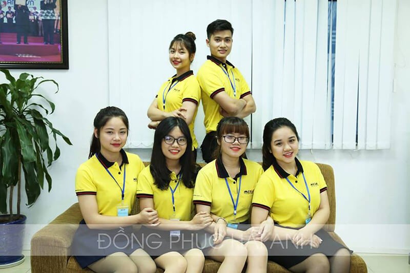 May áo thun đồng phục công ty hiện nay ngày càng phổ biến tại hầu hết các doanh nghiệp.