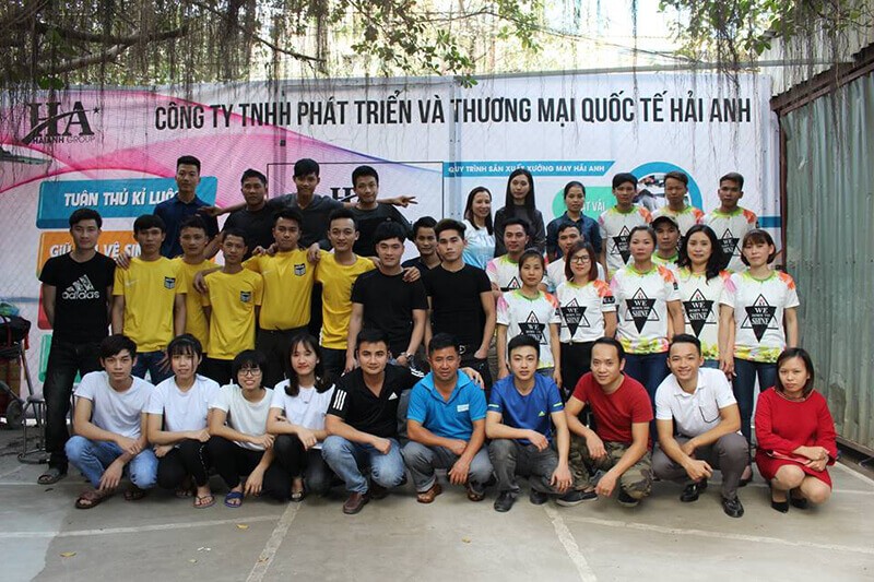 Đồng phục Hải Anh được mệnh danh là xưởng may in đồng phục tại Hà Nội uy tín, chất lượng nhất.