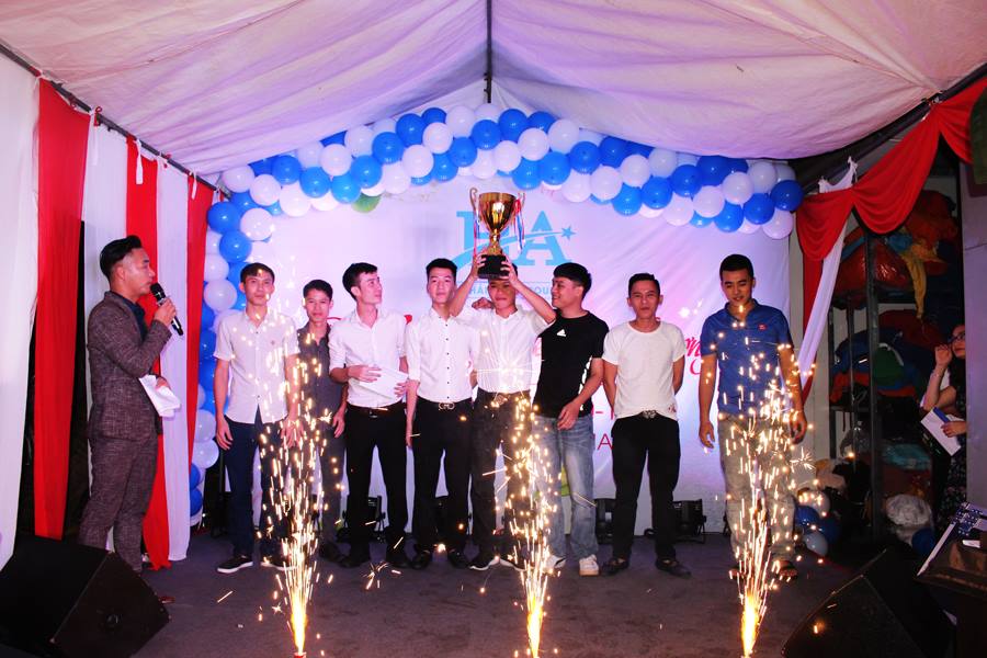 dong-phuc-hai-anh-to-chuc-su-kien-20-10-04