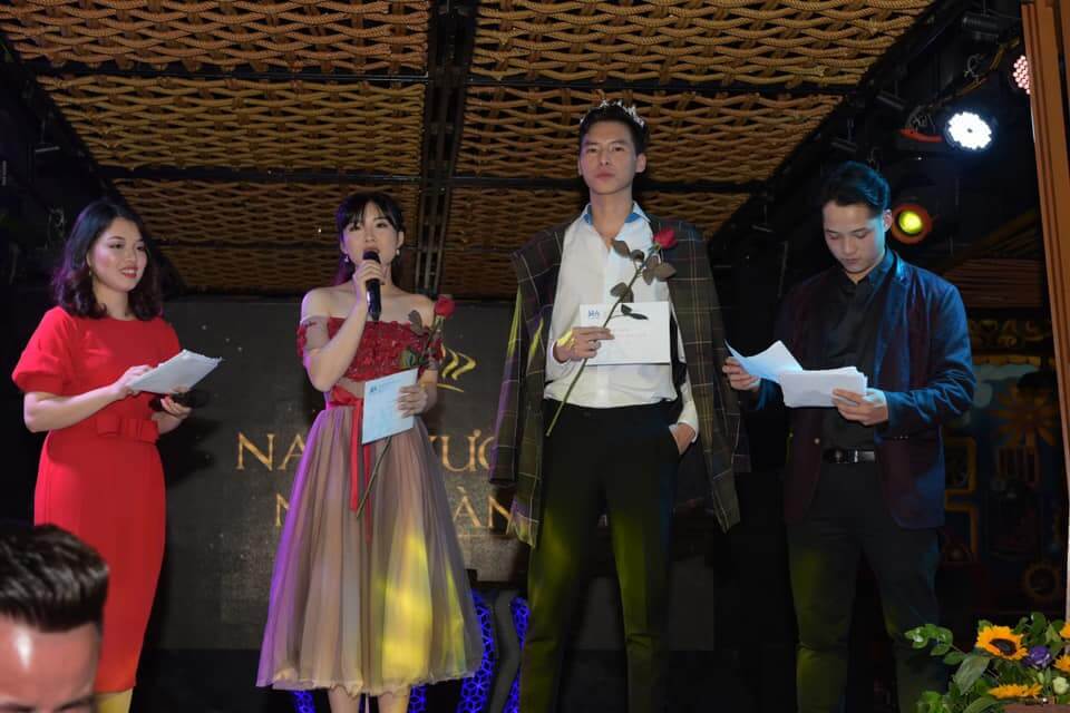 Hình ảnh “Nam vương Hải Anh” và “Nữ hoàng dạ tiệc” được xướng tên
