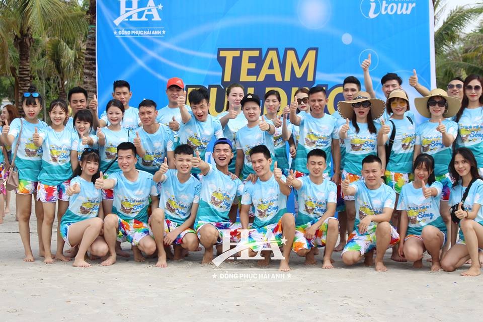Qua những hoạt động Team building mà Đồng phục Hải Anh tổ chức, thúc đẩy tinh thần đoàn kết giữa thành viên trong công ty được tốt hơn