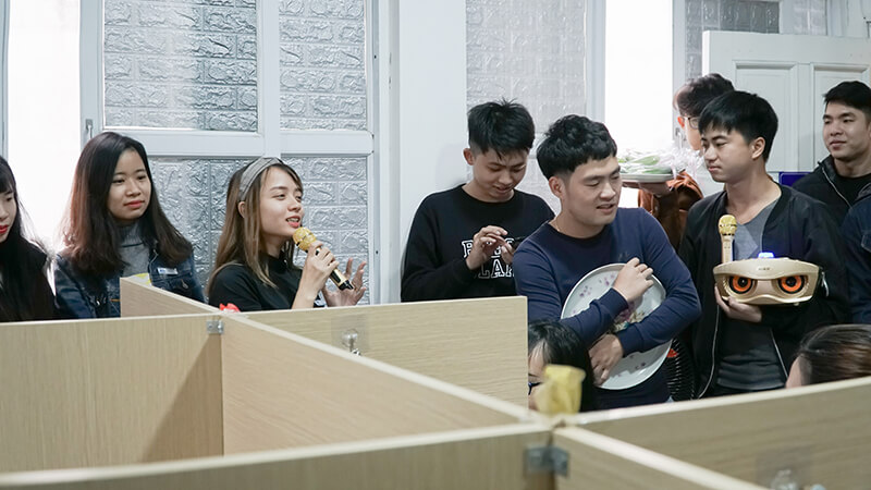 Thay mặt cho các chị em trong công ty, Khánh Ly (Nhân viên Marketing) gửi lời cảm ơn