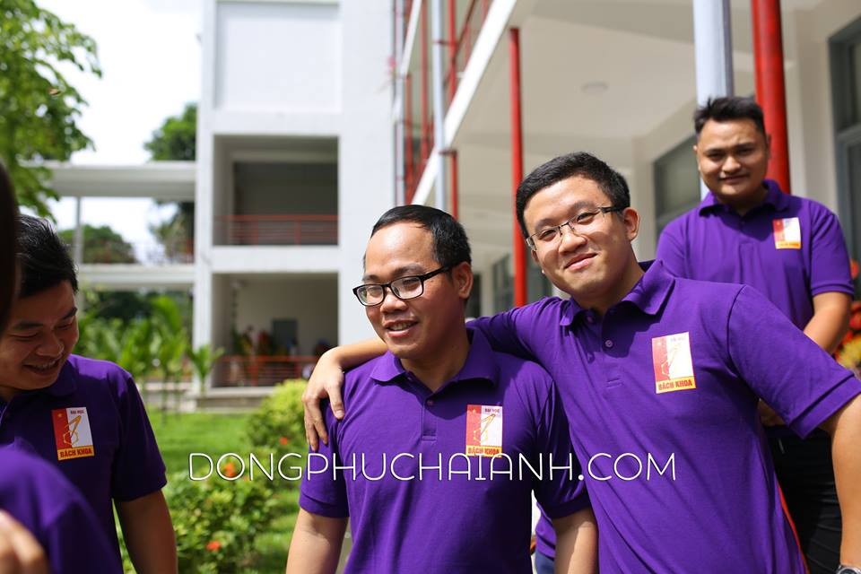 Áo đồng phục cao cấp mang lại sự tự tin và thoải mái cho người mặc