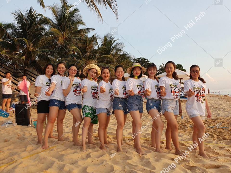 In chuyển nhiệt là một trong những công nghệ in áo đồng phục du lịch giá rẻ khá phổ biến