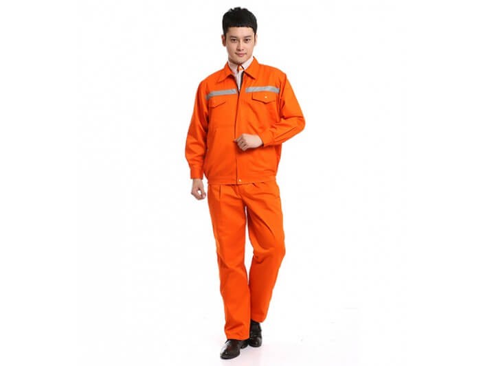In đồng phục bảo hộ tạo nên giá trị thẩm mĩ cho mẫu đồng phục công ty bạn