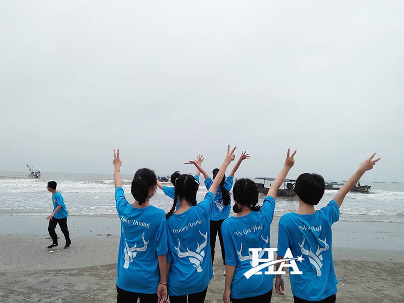 Áo lớp 2019 hướng tới sự đơn giản