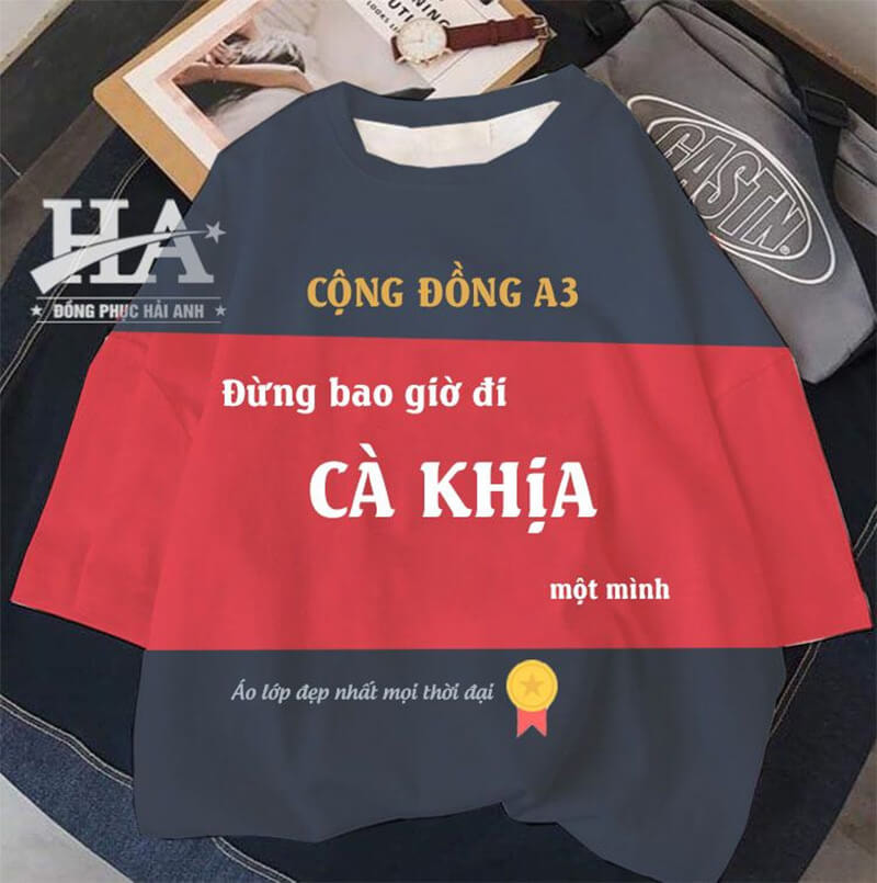 Hình logo áo lớp xu hướng đơn giản