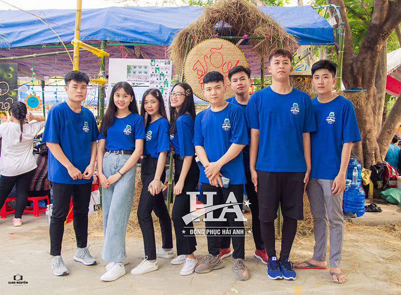 Làm áo lớp giá rẻ tại Đà Nẵng ngày càng nhiều được các bạn học sinh quan tâm, yêu thích