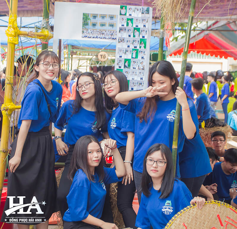 Phần mềm làm logo áo lớp online Gecko là phần mềm thiết kế hàng đầu tại Việt Nam