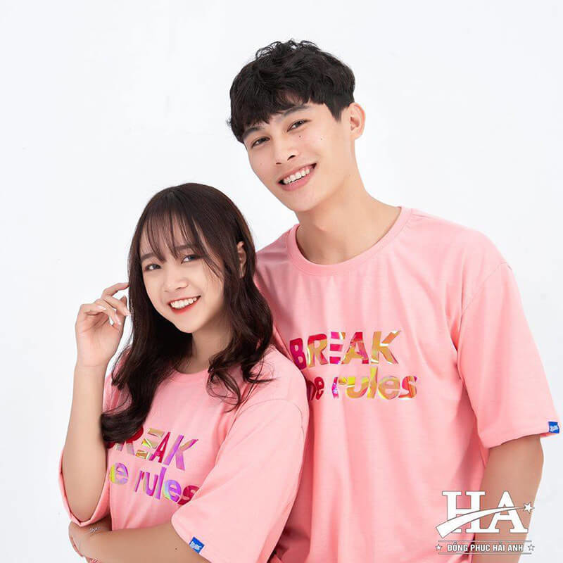 Mẫu áo lớp Hologram màu hồng Peachy