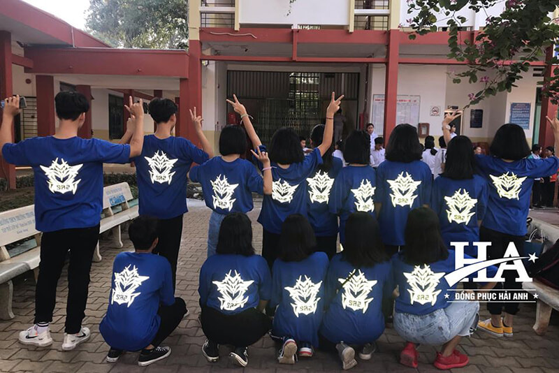 Mẫu áo lớp đẹp 2020 phản quang