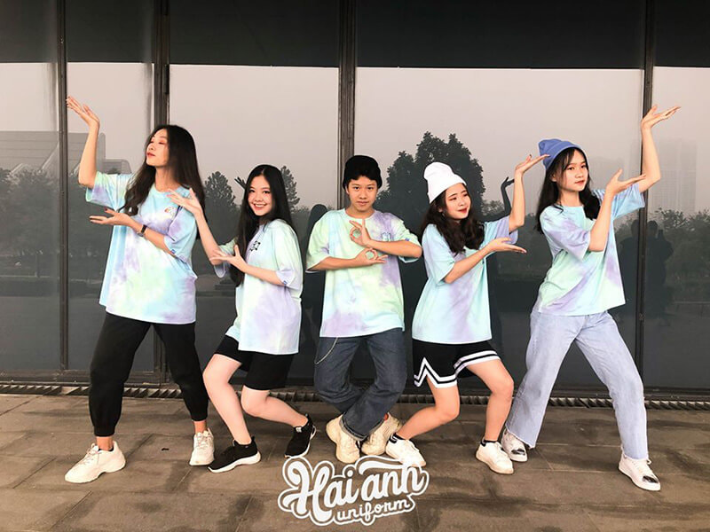 Đặt áo lớp Tie dye đẹp giá rẻ làm nên cá tính của tập thể lớp