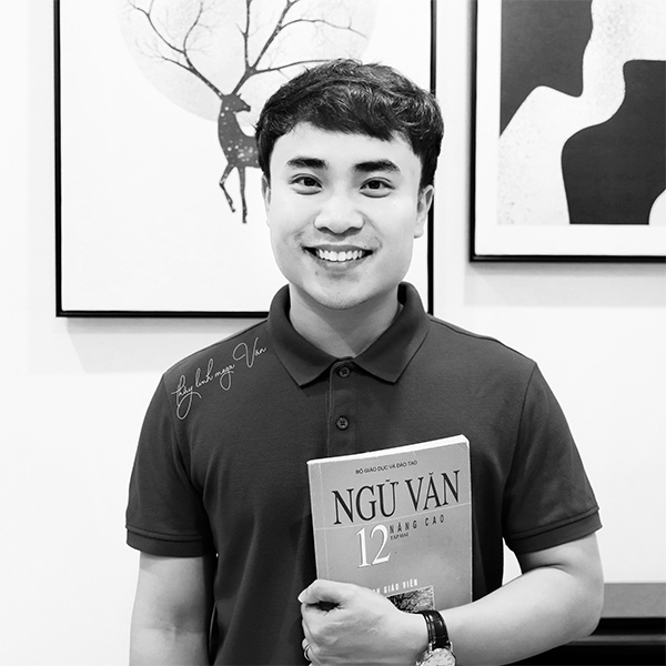 Giáo viên dạy văn online Doãn Mạnh Linh