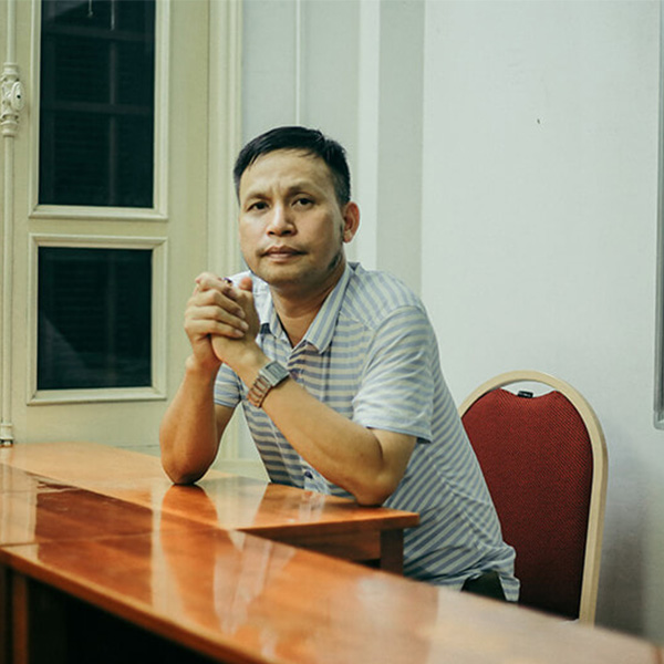Thầy giáo vật lý Dương Văn Cẩn