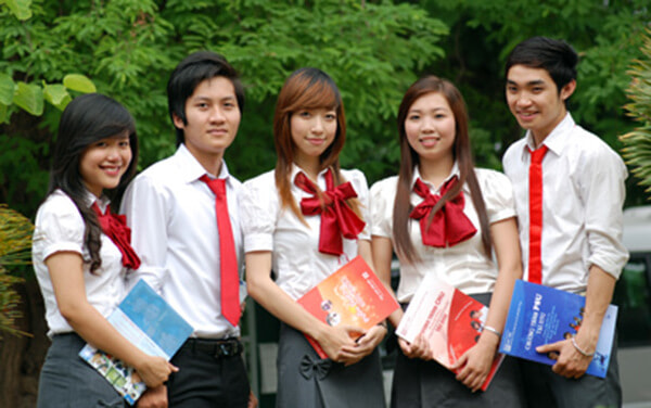 Mẫu đồng phục học sinh của các trường đại học tại Việt Nam 