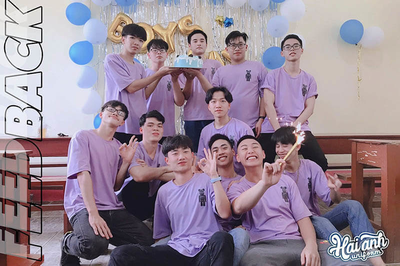 Nhà trường cũng khuyến khích đặt may áo lớp, bên cạnh đồng phục học sinh 