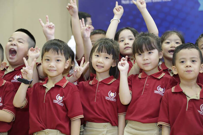 Đồng phục học sinh tiểu học quảng bá hình ảnh ngôi trường