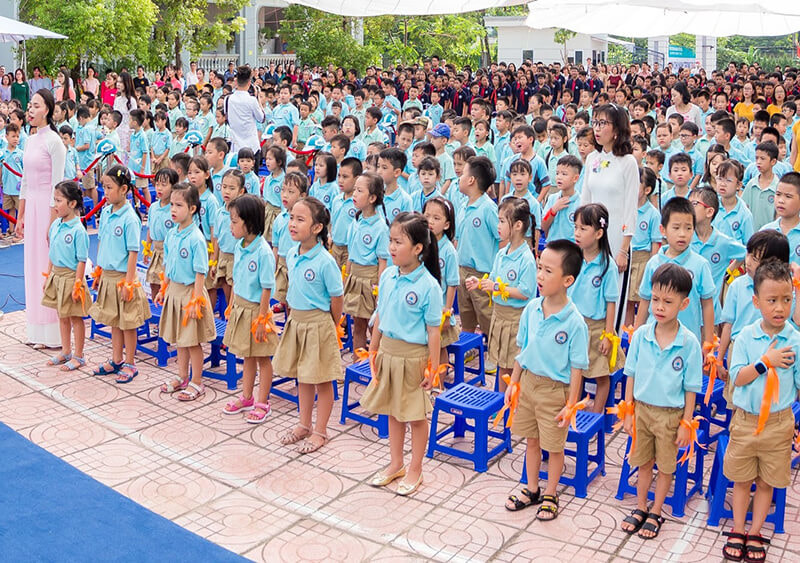 Mẫu đồng phục học sinh tiểu học đẹp giúp xây dựng một môi trường chuyên nghiệp