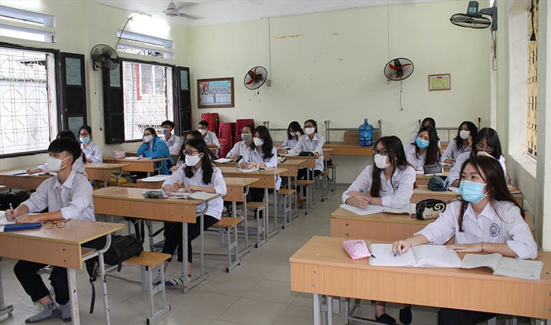 Học sinh đi học trở lại sau dịch Covid phải đảm bảo giữ khoảng cách tối thiểu