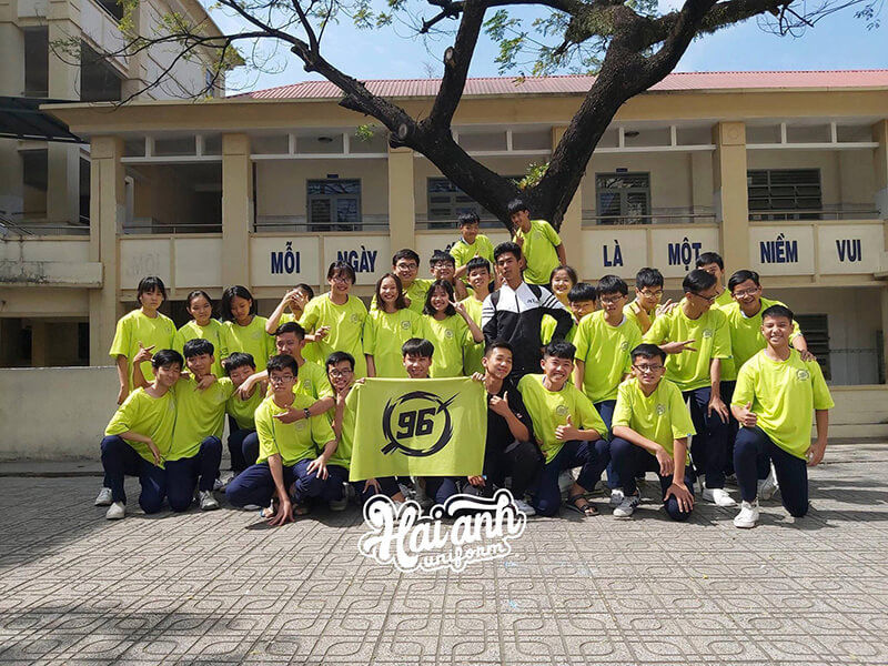 Xã hội đã có cái nhìn thoáng hơn về trang phục của học sinh hiện nay