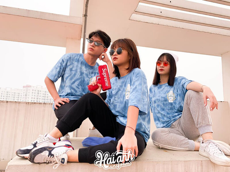 Lựa chọn địa chỉ làm áo lớp giá rẻ ở Sóc Trăng uy tín sẽ giúp bạn yên tâm hơn về chất lượng.