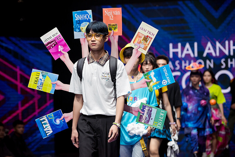 Hai Anh Fashion Show 08