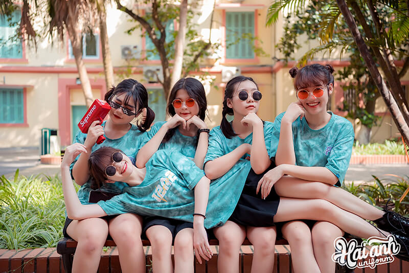 Cách tạo dáng chụp ảnh nhóm bạn thân