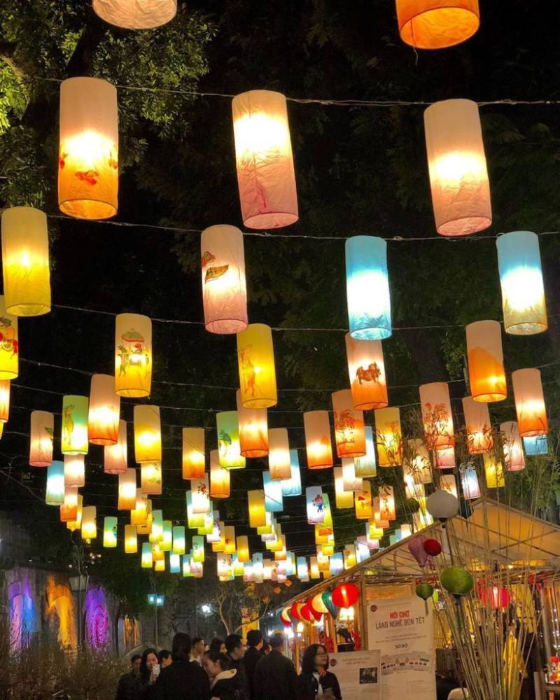 Chợ đêm Phố Cổ, lung linh giữa lòng Hà Thành