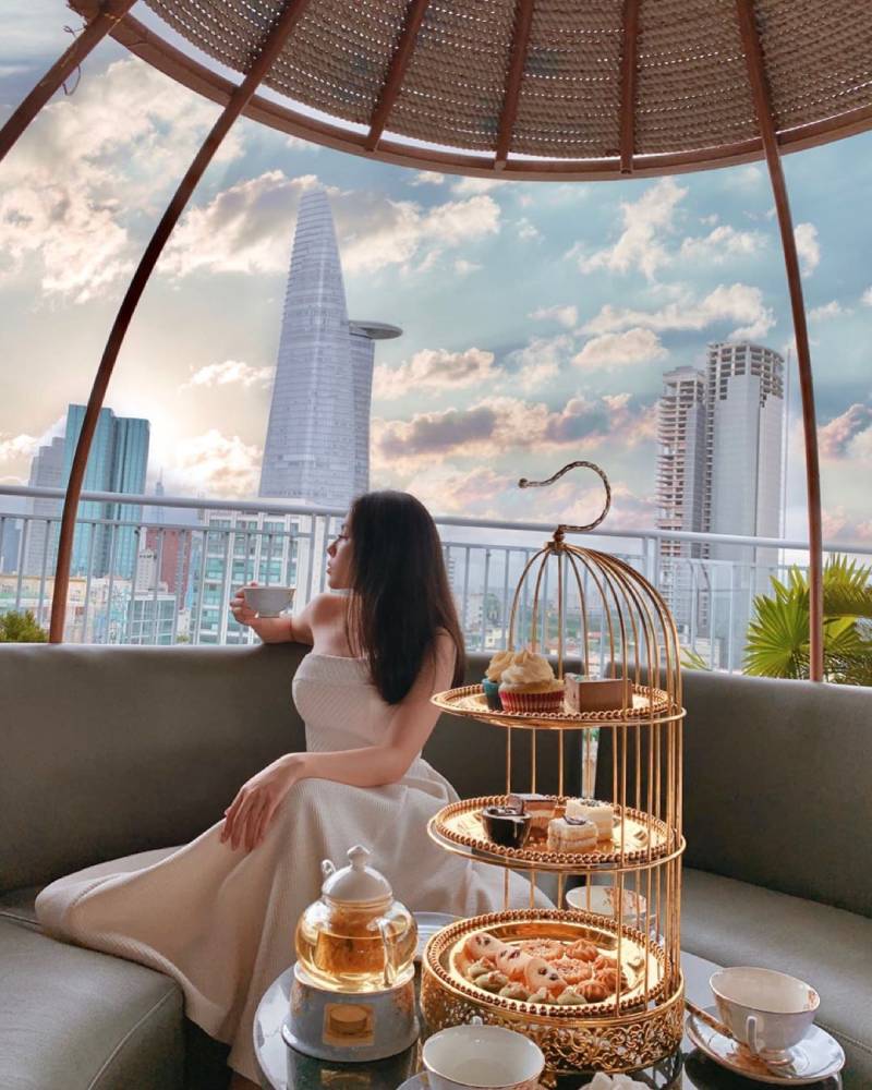 Check-in đẹp lung linh tại quán trà chiều Sài Gòn view đẹp lung linh