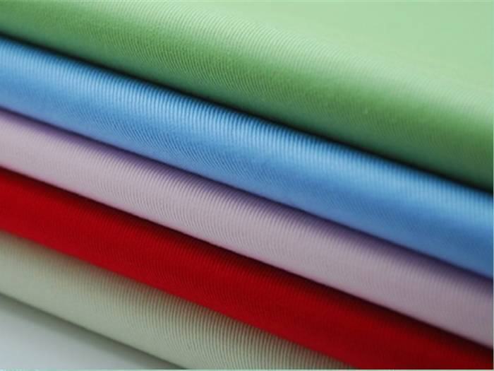 Chất liệu vải Cotton lạnh mềm mịn, đa sắc màu