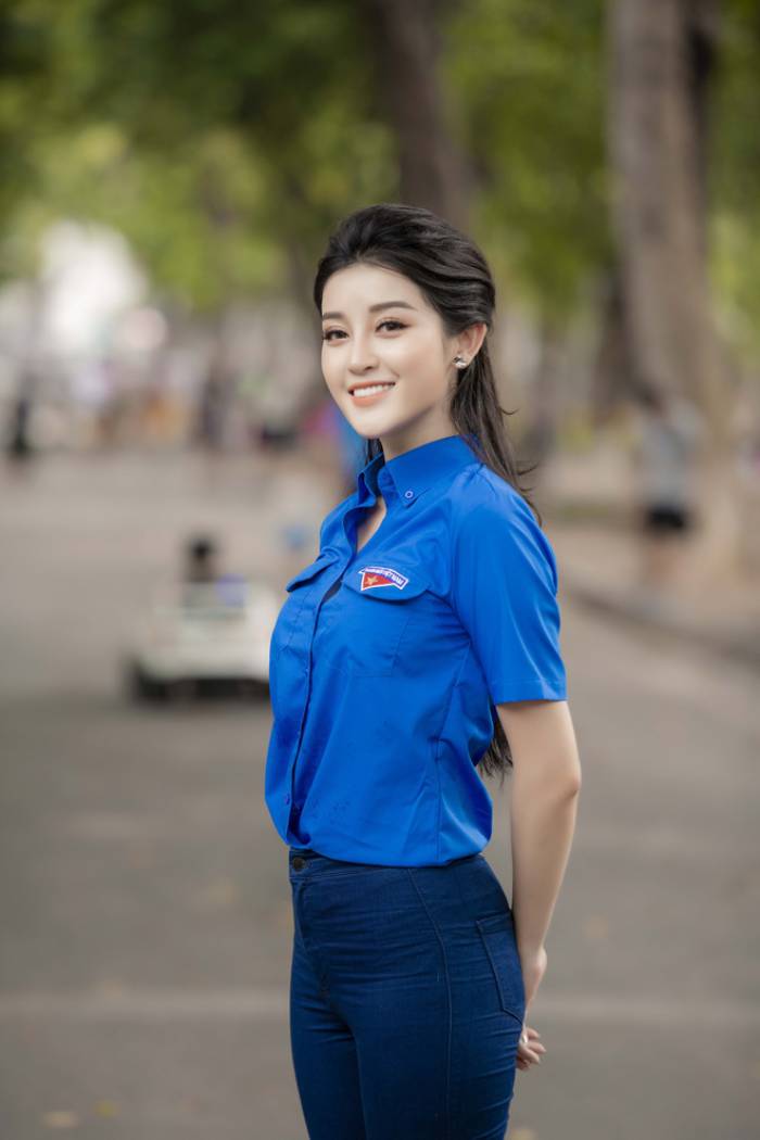 Áo nữ đoàn viên thiết kế ngắn tay năng động