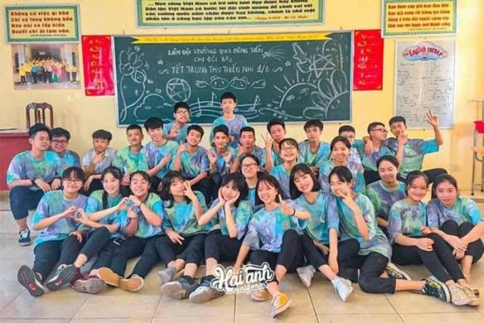 Cá tính, độc đáo với mẫu áo lớp chất chơi cho lớp 12 lưu giữ kỹ niệm