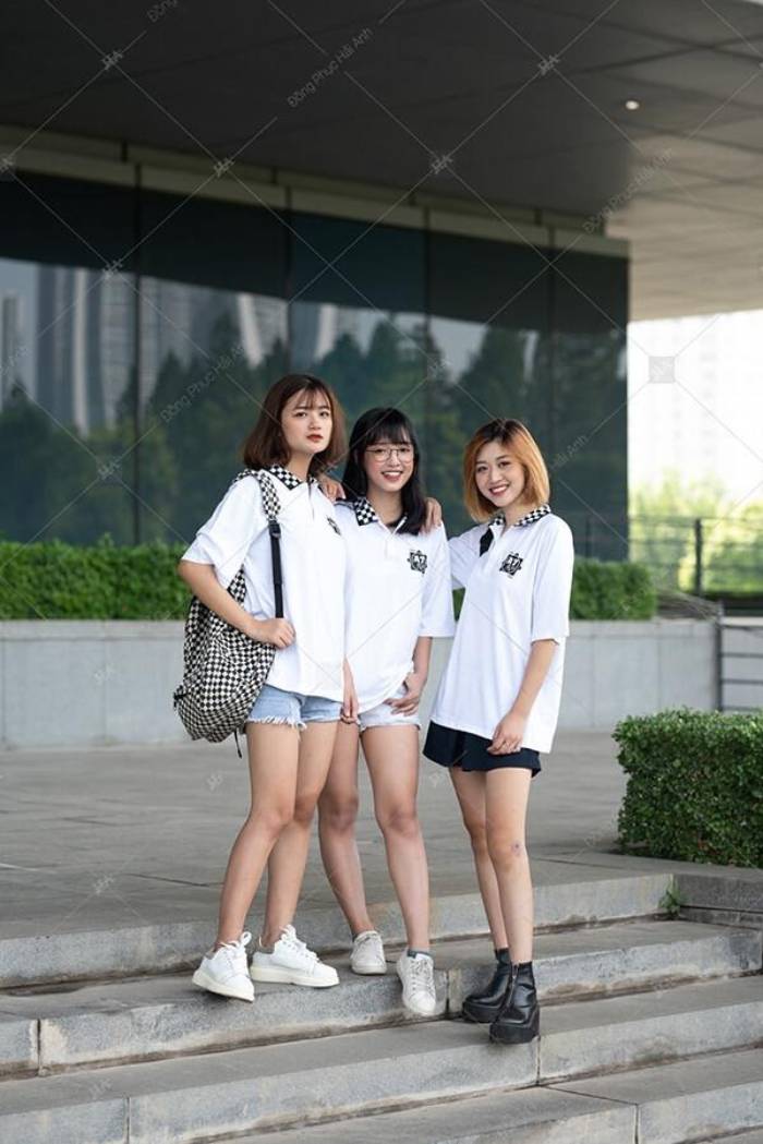 Áo lớp màu trắng cho lớp 12