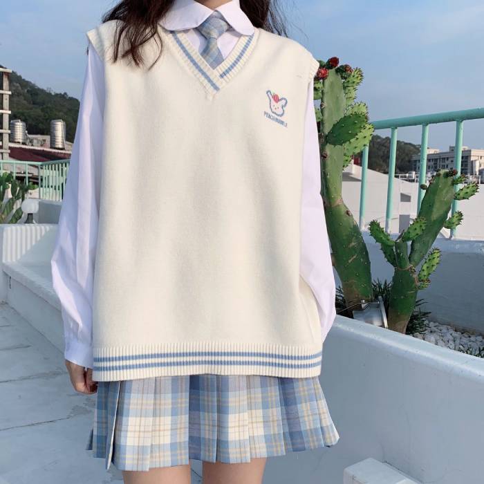 Oufit đậm chất học sinh Hàn Quocs, Nhật Bản trong các bộ phim học đường
