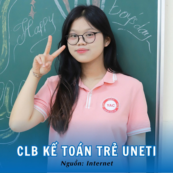 Kiểu áo màu hồng polo dễ thương, năng động của CLB kế toán UNETI