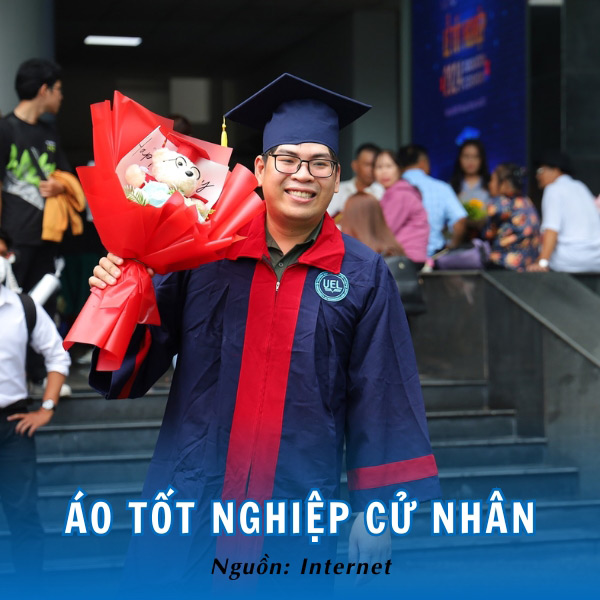 Kiểu áo tốt nghiệp Cử nhân sinh viên Kinh tế - Luật