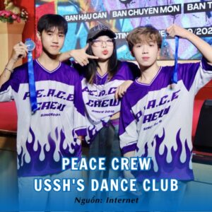 Thiết kế áo CLB Peace Crew mix màu tím - trắng đậm chất thời trang
