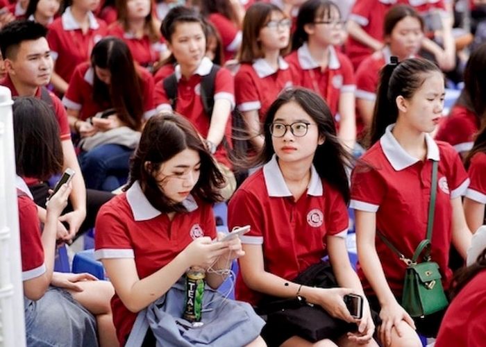Đồng phục đại học đẹp nhất của trường Ngoại Thương