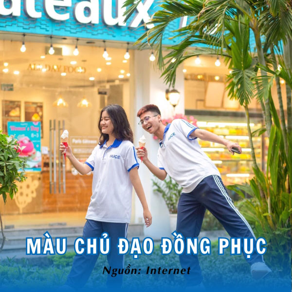 Sinh viên trong áo thể dục vui tươi, năng động