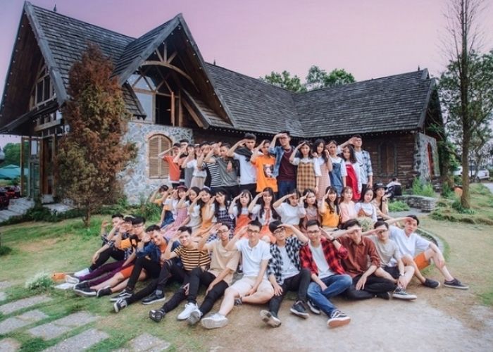 Phim trường Smiley Ville Hà Nội đẹp hoàn hảo cho buổi chụp ảnh cuối cấp
