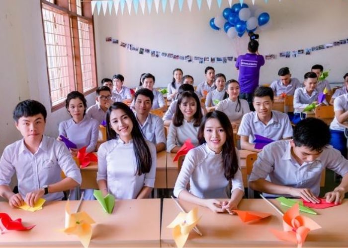 Trang trí lớp để chụp ảnh kỷ yếu để có những shot hình ấn tượng